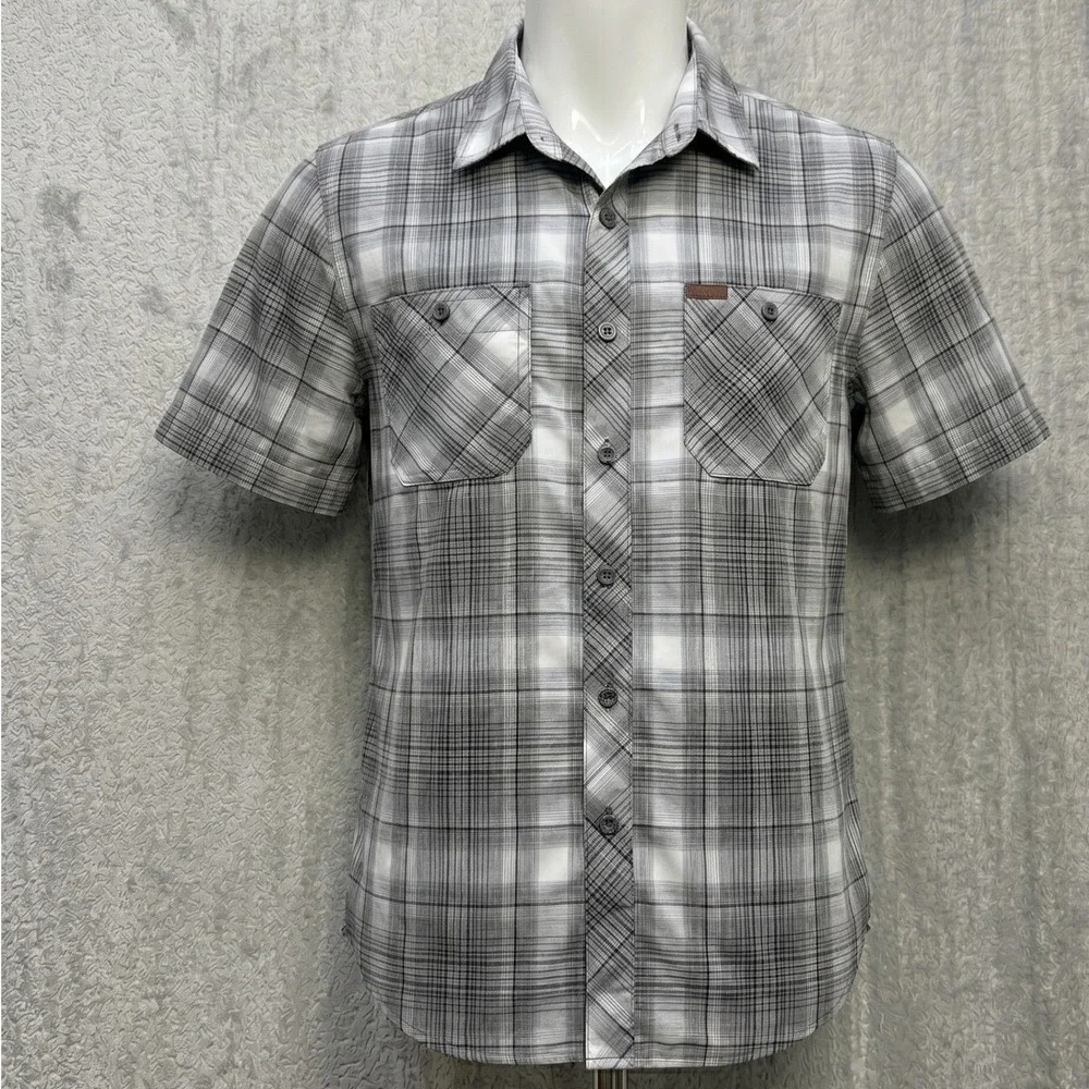 Orvis Mens Medium Gray Plaid Short Sleeve Button Down Shirt Classic Collection